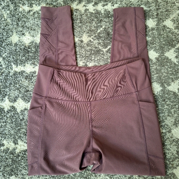 Mondetta Performance + Luxury  Pockets Gym Yoga  Size Medium - Picture 3 of 10